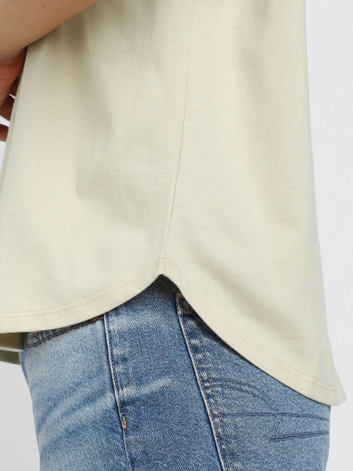 Juneberry Women's Oversized Fit Boyfriend T-shirt | Beige - S