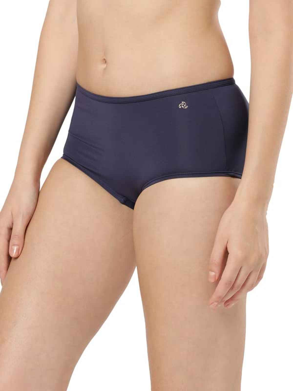 Jockey 1847 Women's Soft Touch Microfiber Nylon Elastane Stretch Underwear Brief Panty | Black-L