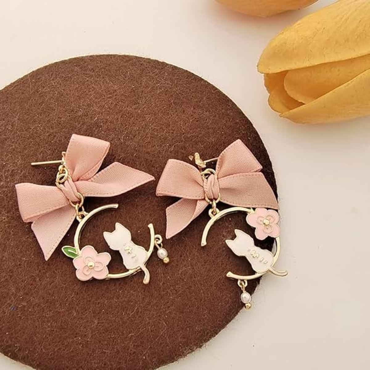Beautynx Blossom Kitty Bow Earrings | Pink | BNX-EAR-0069