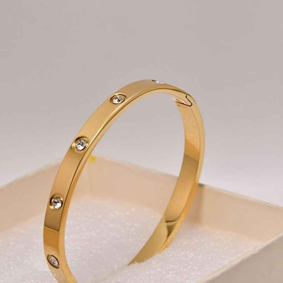 Beautynx AntiTarnish Crystal Luxe Bracelet | BNX-BR-0011 - Gold