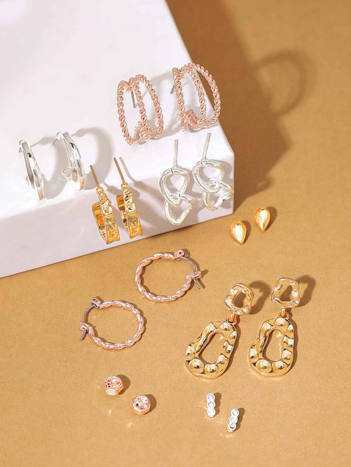 Rubans Voguish Set Of 9 Gold-Plated Classic Studs Earrings