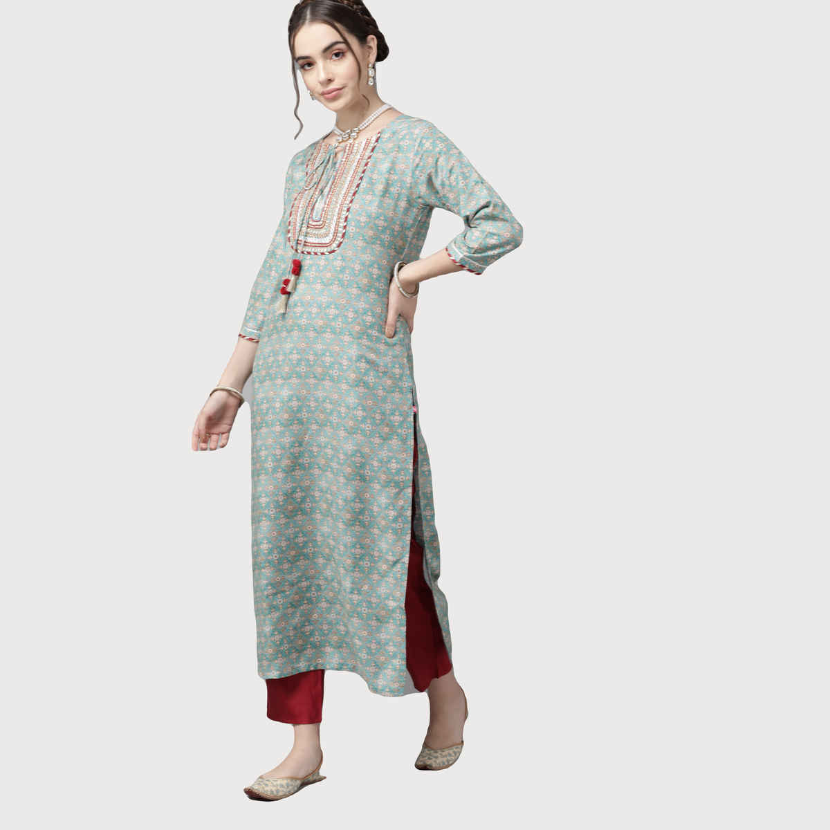 Varanga Women's Ethnic Printed Gota Yoke Kurta | VKUR11251036 | Multicolour - S