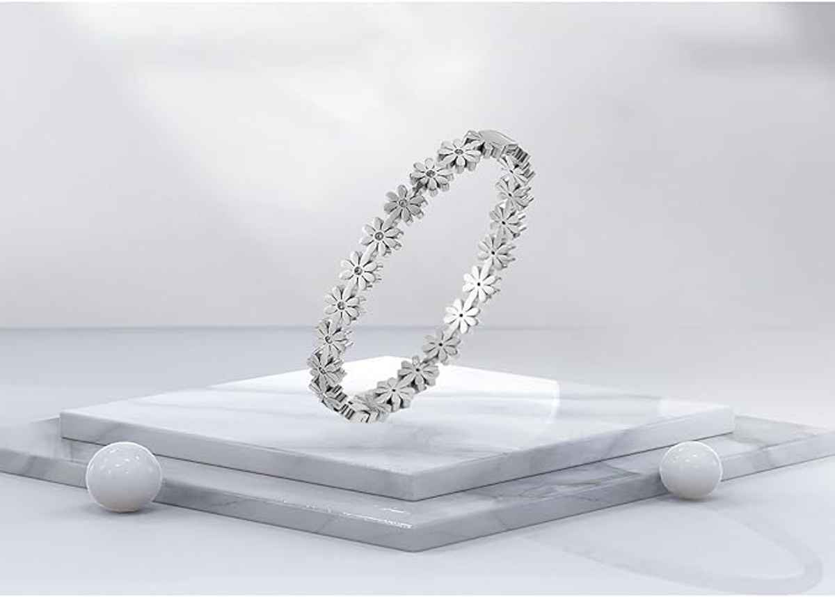 Beautynx Silver Daisy Bloom Bracelet | BNX-BR-0001 - Silver