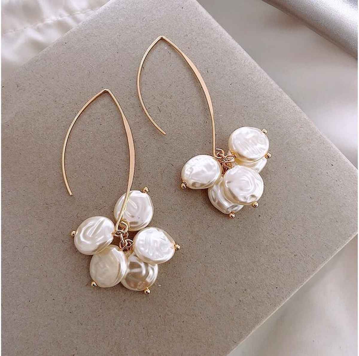 Just Lil Things Multiple White - Pearls Earrings | Jlt11104