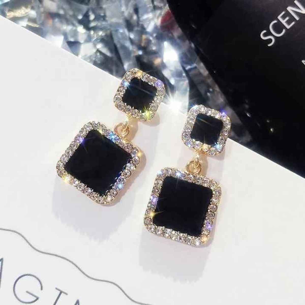Beautynx Midnight Crystal Square Earrings | Black | BNX-EAR-0044