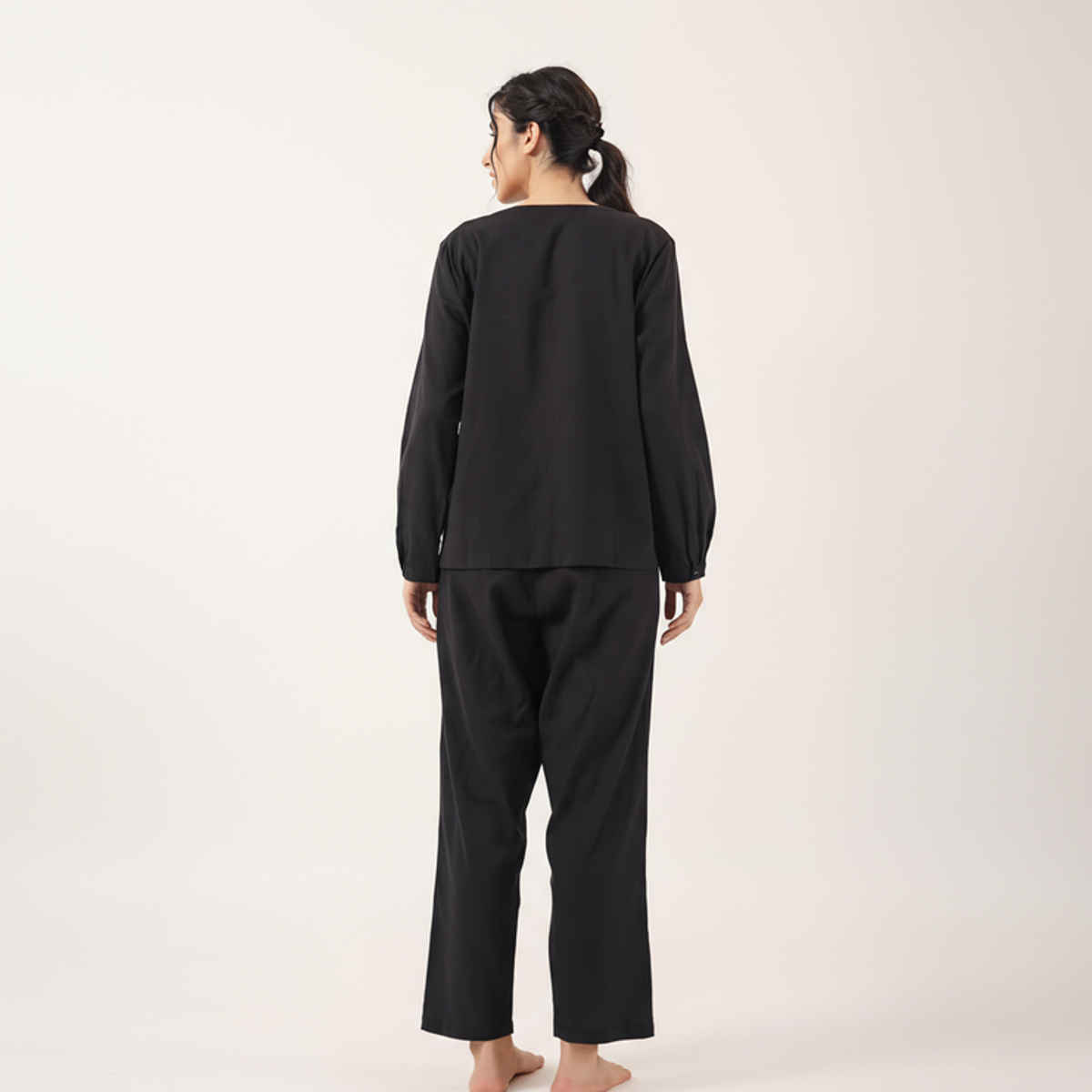 Sanskrutihomes Black Round Neck Pure Cotton Nightsuit | Black - XL