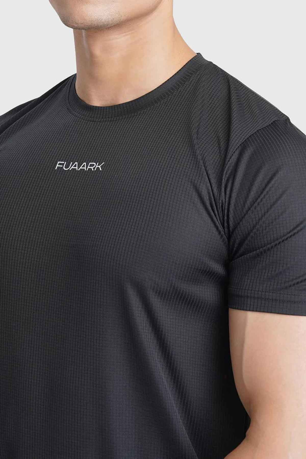 FUAARK Men's Checks Round Neck Slim Fit Gym & Active Wear Sports T-shirt | Black - M