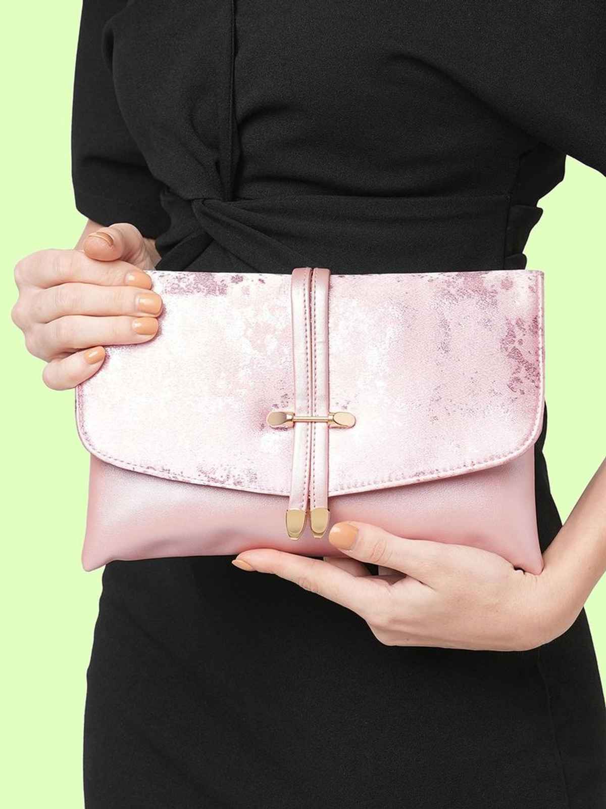 Lavie Women's Chirpy Envelope Clutch | Small | Light Pink