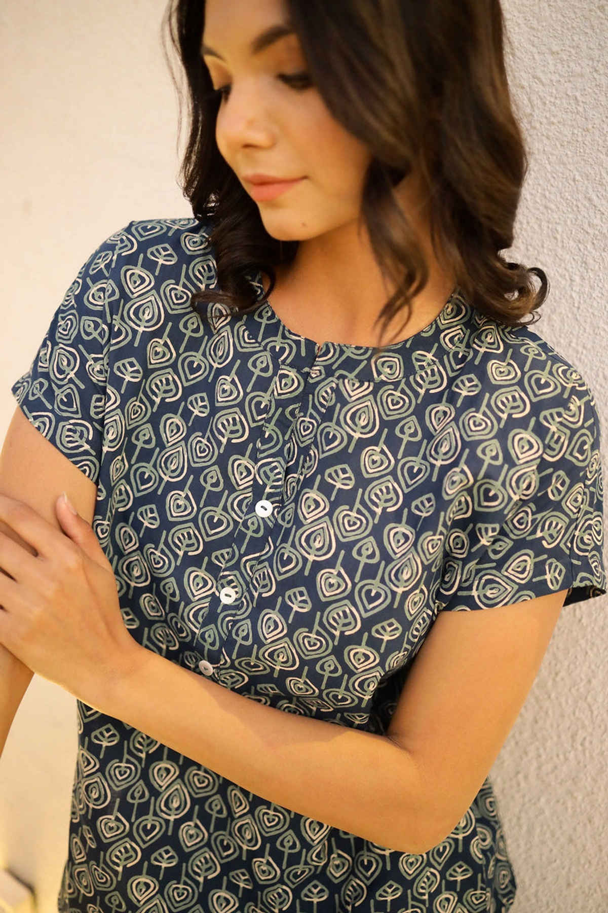 Sanskrutihomes Women's Printed Pure Cotton Night Suit | Navy Blue - XL