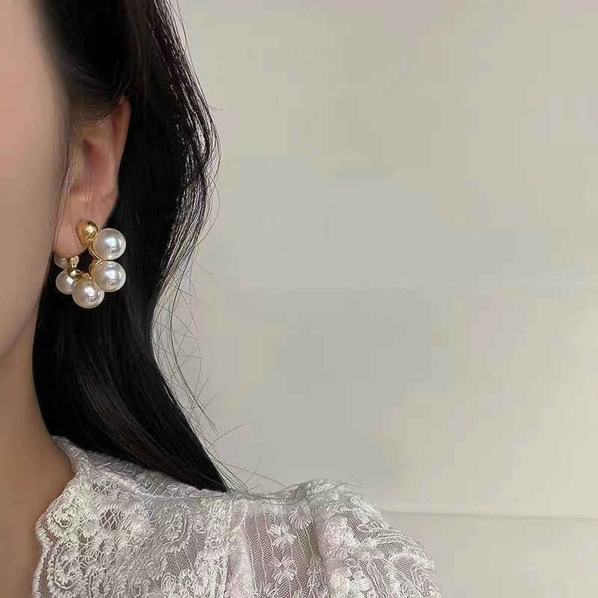 Beautynx Pearl Cluster Loop Earrings | Gold | BNX-EAR-0061