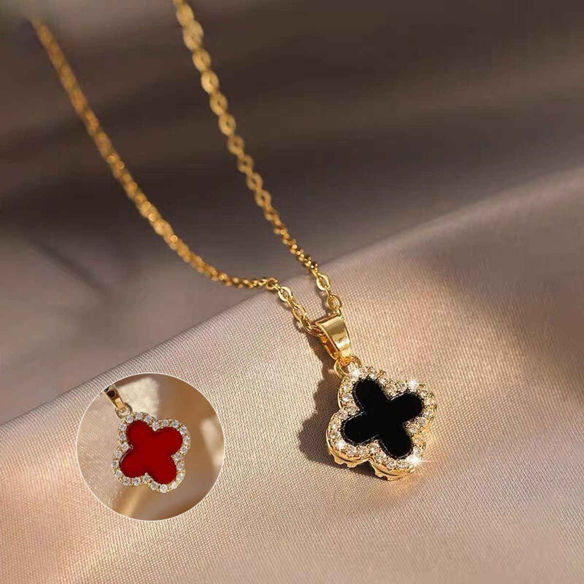 Beautynx Enchanted Clover Necklace | Gold | BNX-NK-0032