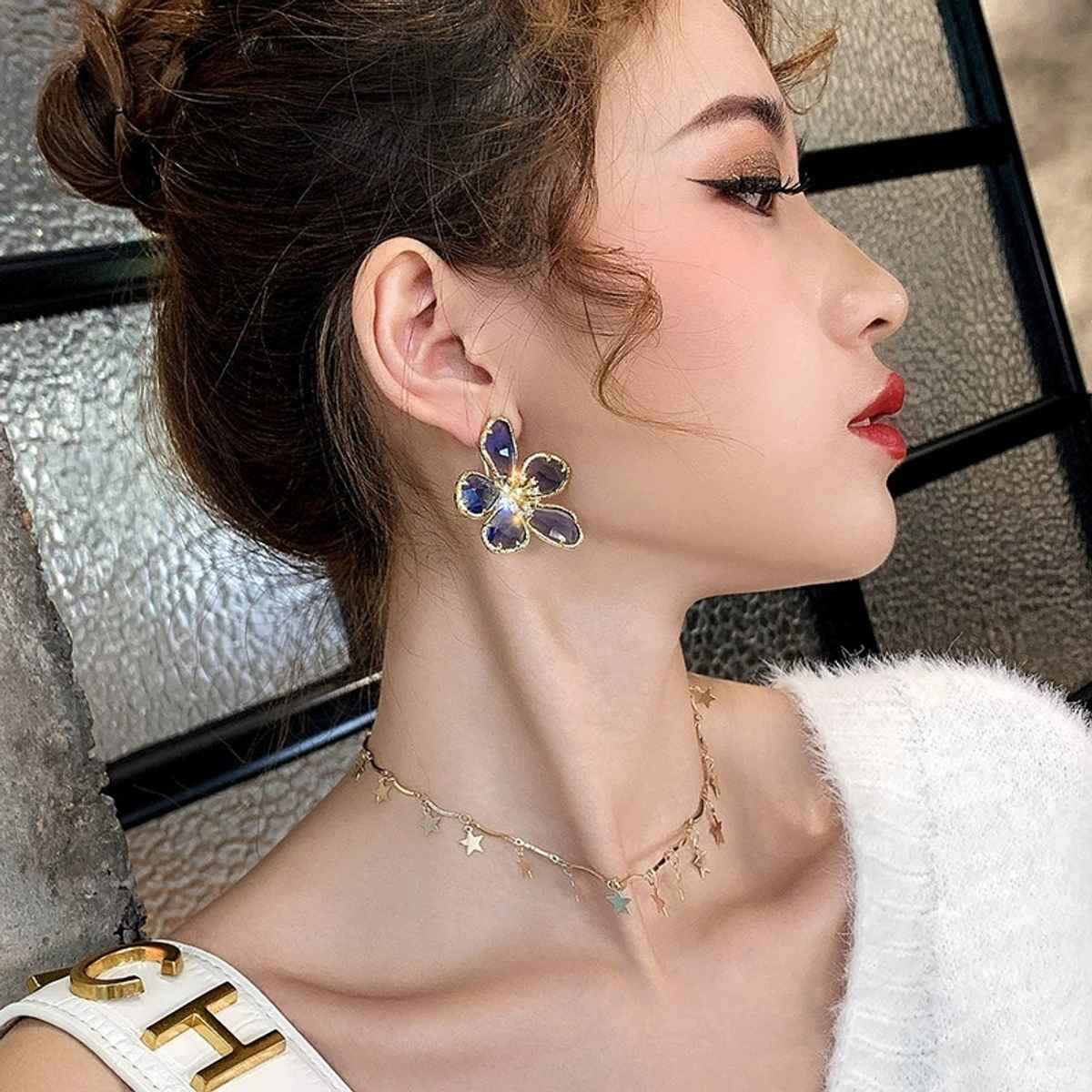 Just Lil Things Blue Pin Earrings | jlt11467