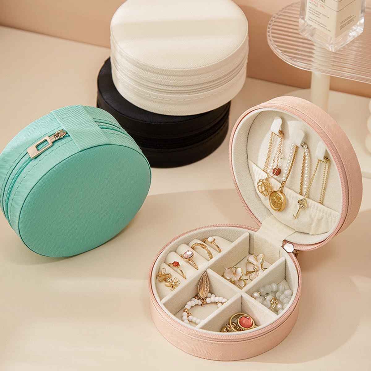 Just Lil Things Round Travel Jewelry Organizer For Rings, Earrings, Small Accessories | Jltjk0031