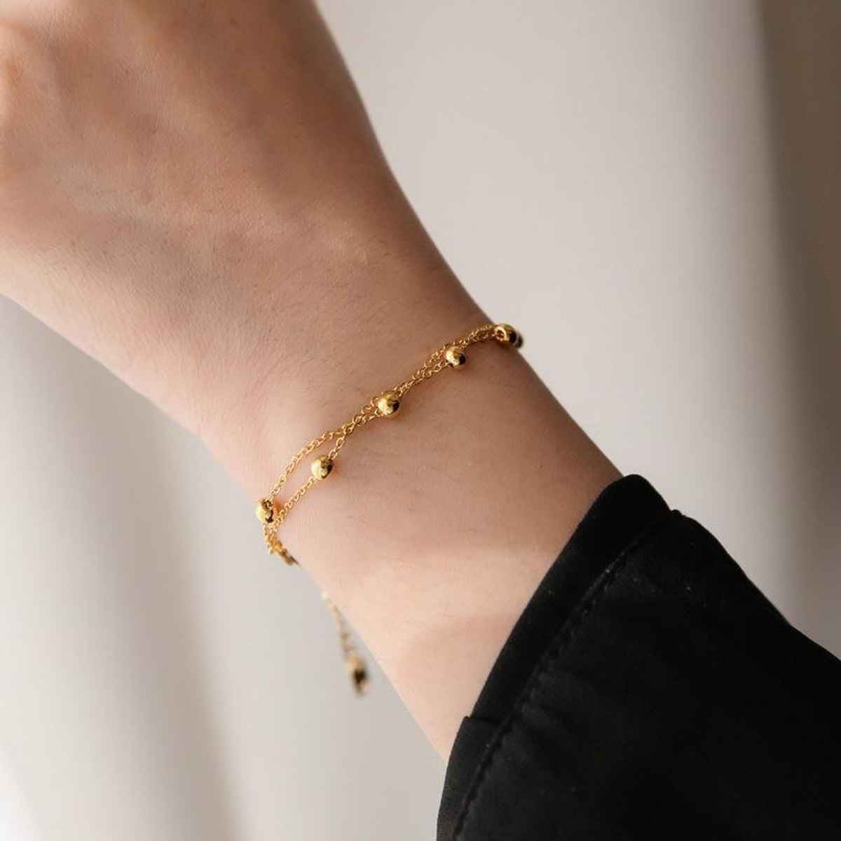 Beautynx Golden Bead Minimal Bracelet | BNX-BR-0009 - Gold