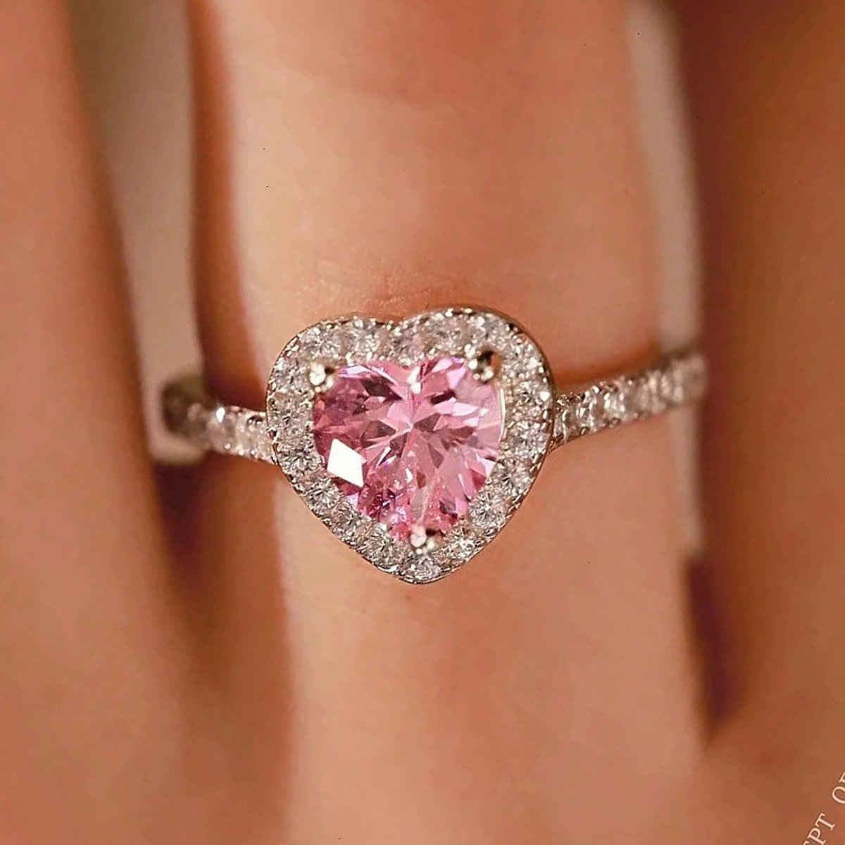 Beautynx Blush Heart Elegance Ring | Silver | BNX-RNG-0001