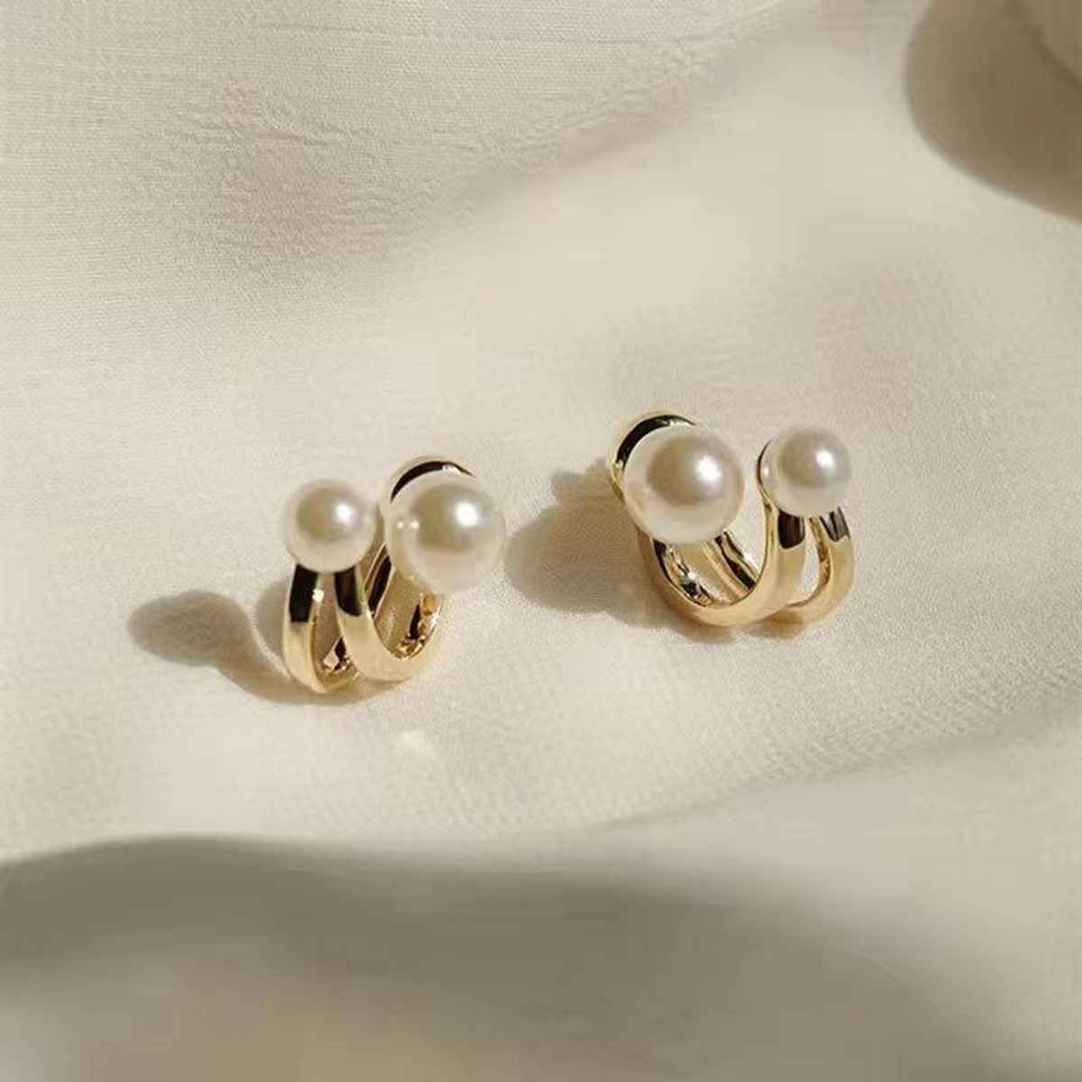 Beautynx Dual Pearl Loop Earrings | Gold | BNX-EAR-0073