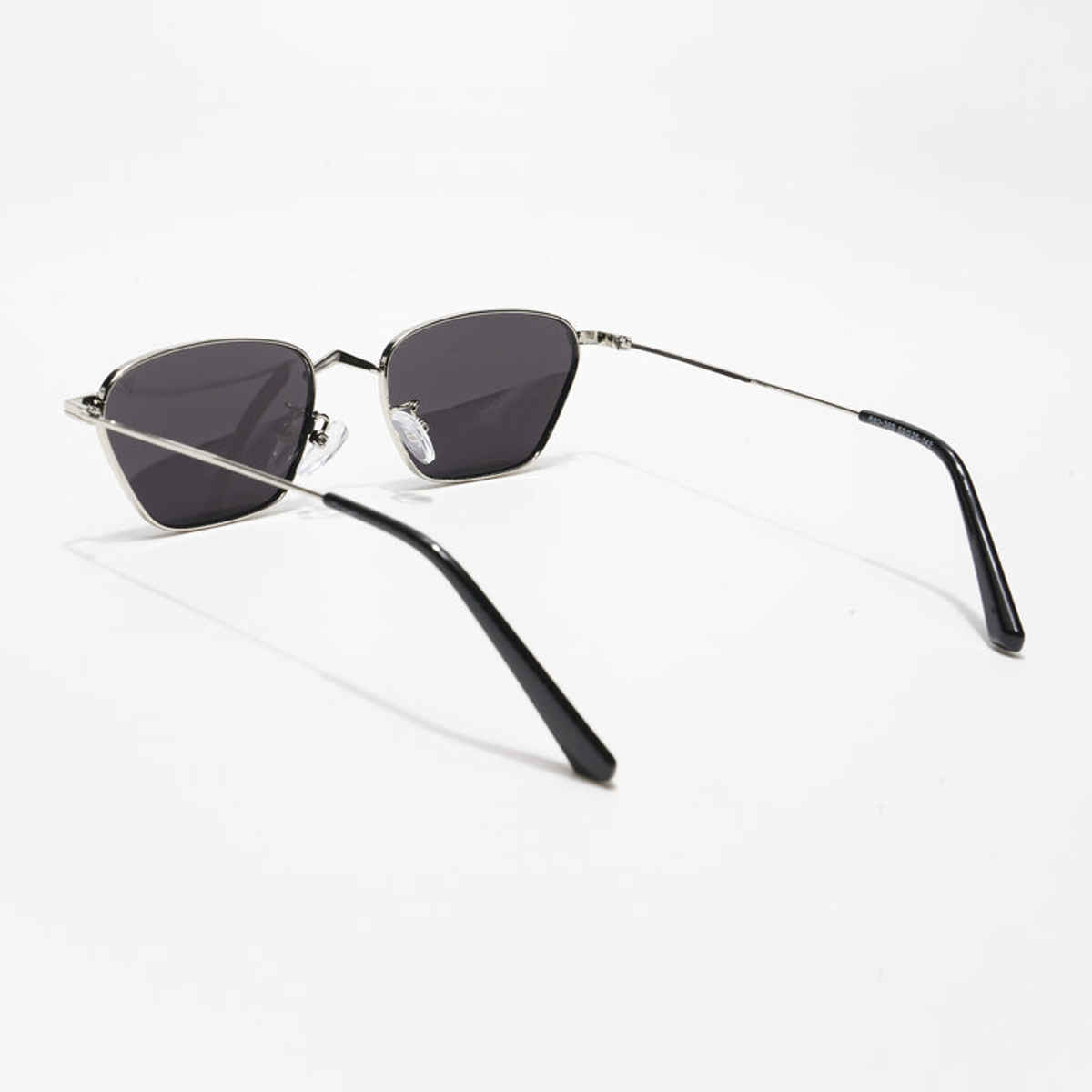 Voyage Unisex Geometric Metal Sunglasses | Black and Silver