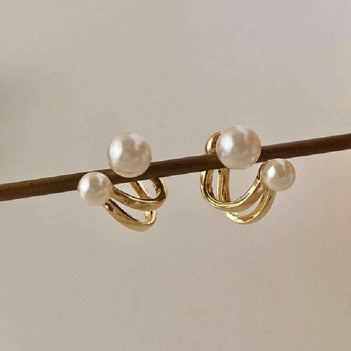 Beautynx Dual Pearl Loop Earrings | Gold | BNX-EAR-0073