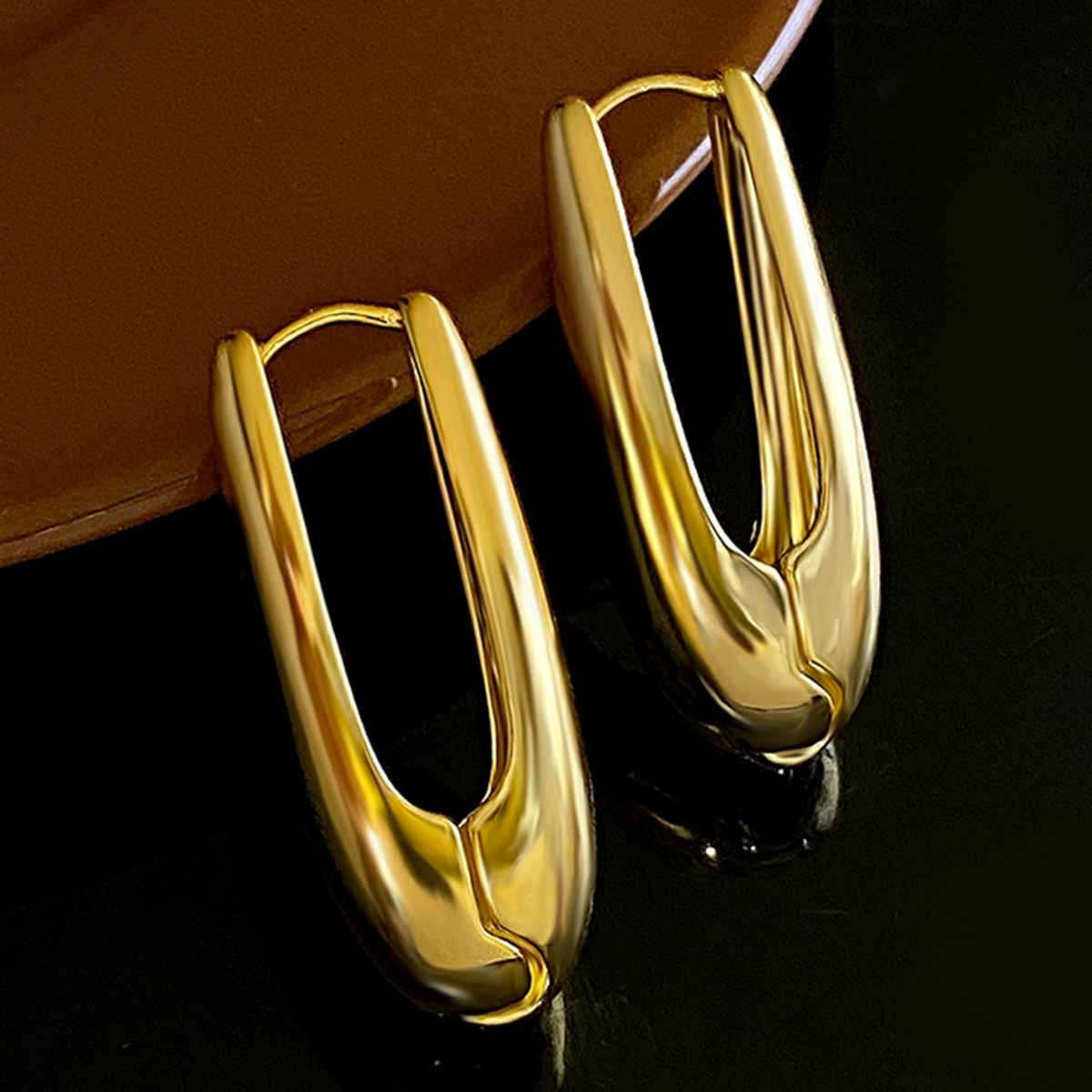 Beautynx Sleek Bold Loop Earrings | Gold | BNX-EAR-0082
