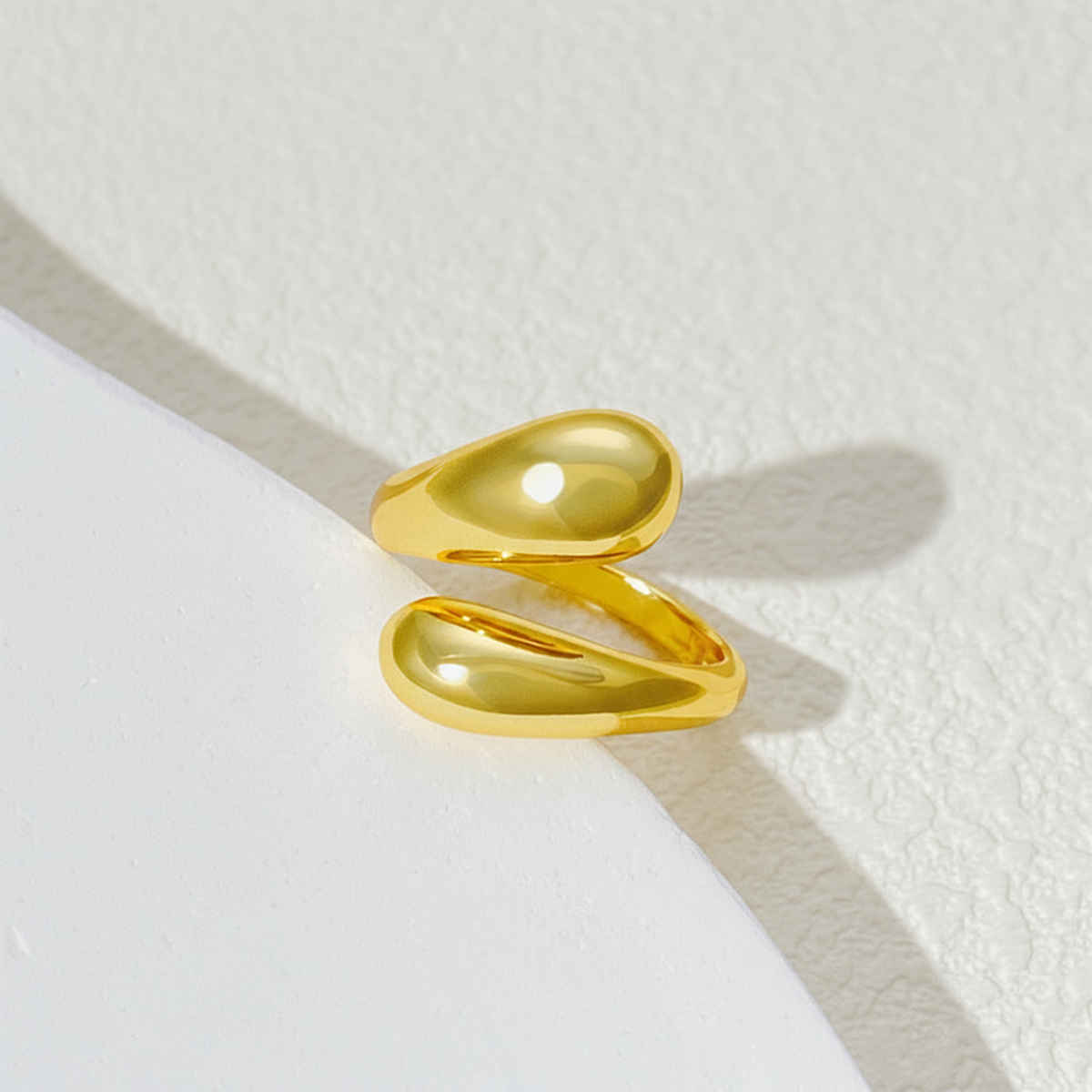 Just Lil Things Teardrop Style Gold Ring | jltzr0003