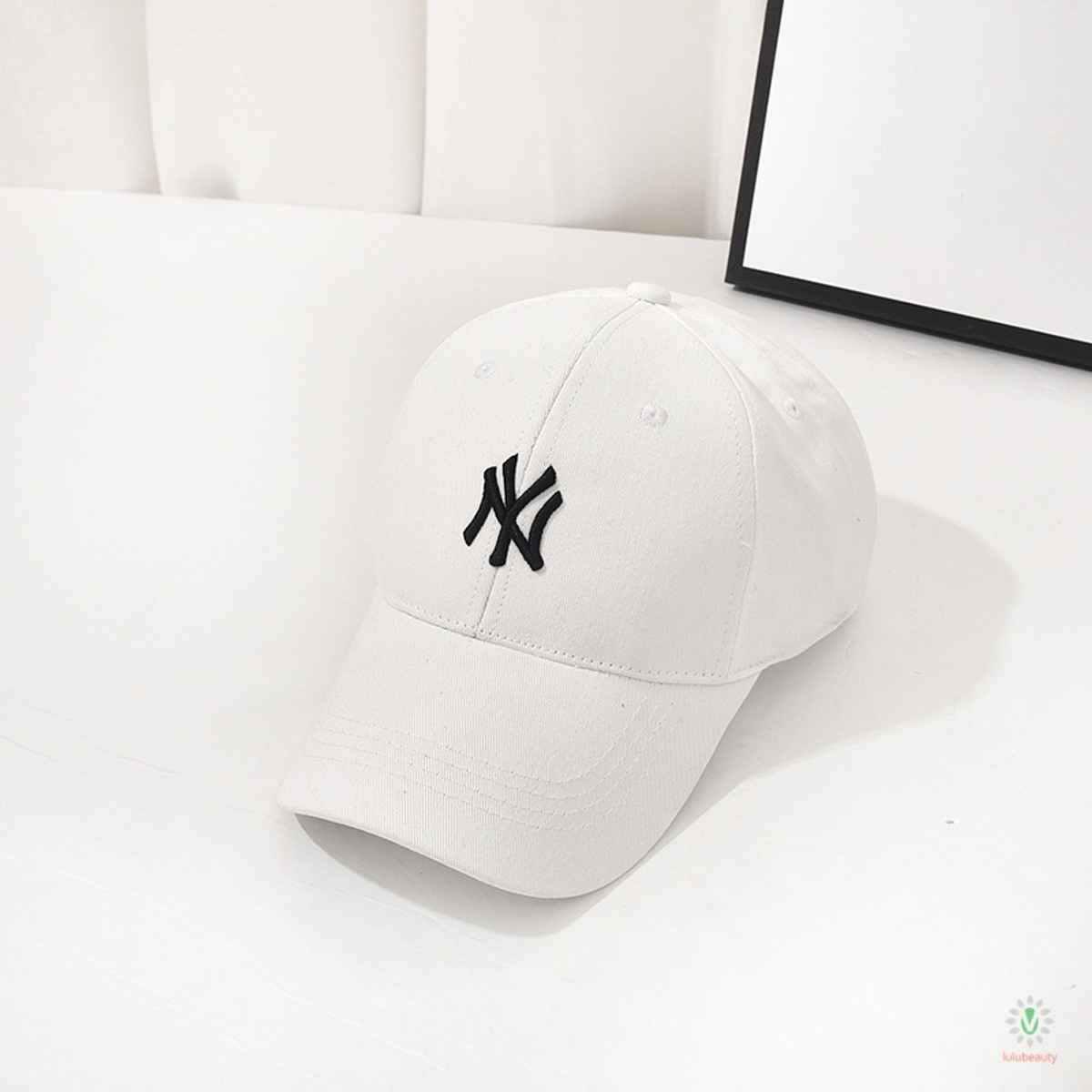 Blynk Embellished Baseball Cap | White