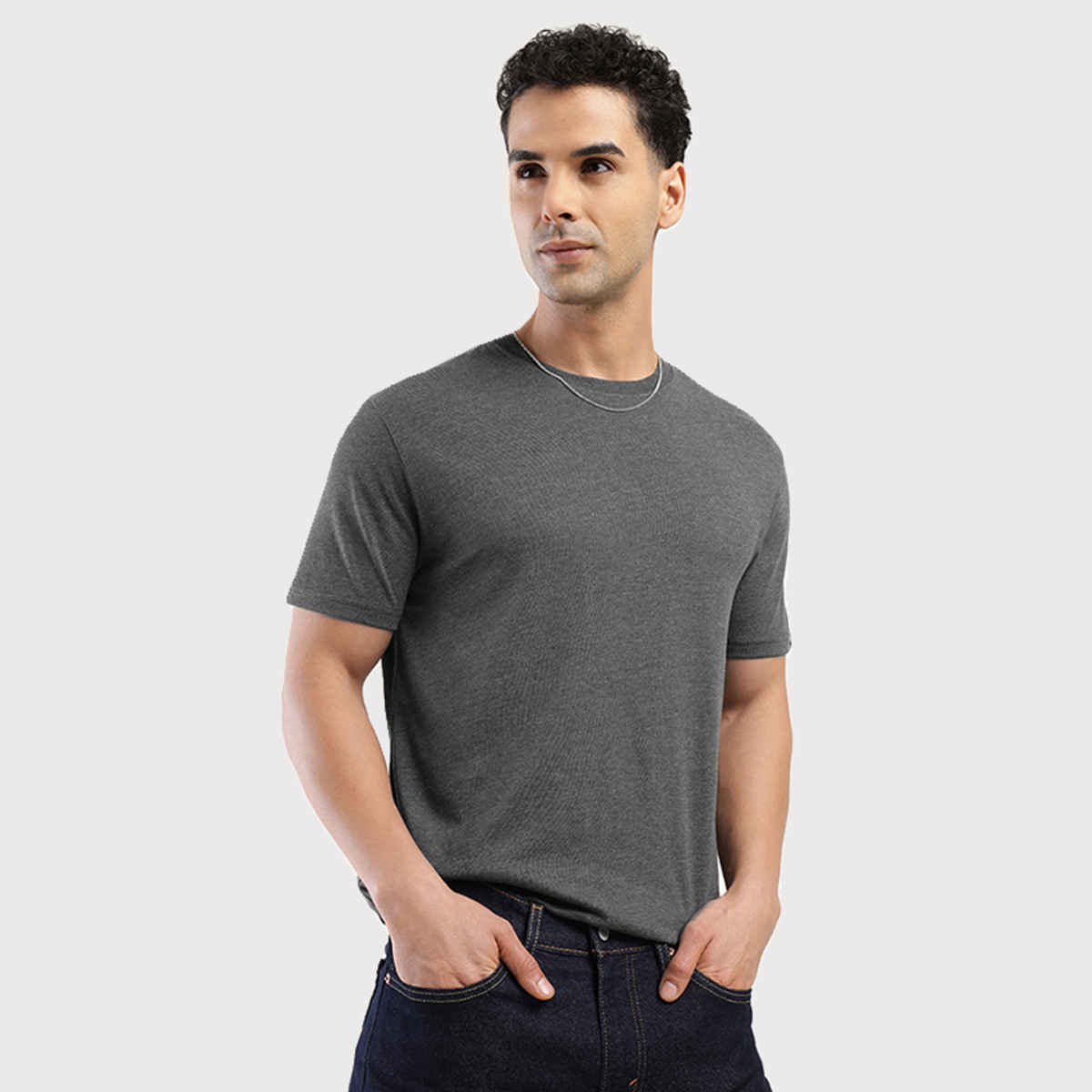 Levi's Men's Poly Cotton Round Neck T-shirt | Dark Grey - M
