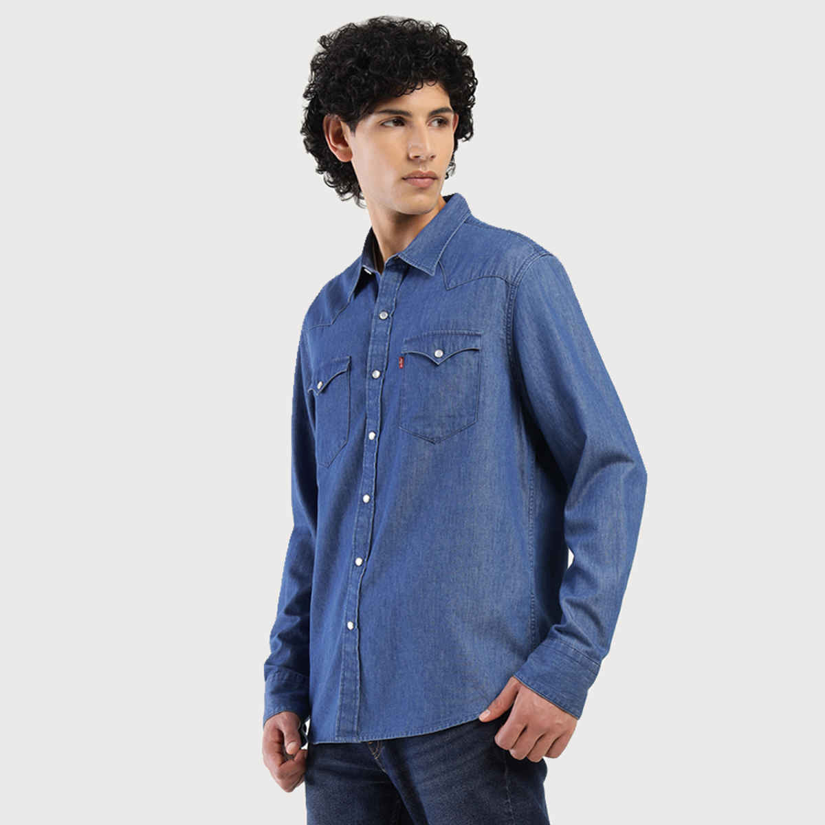 Levi's Men's 100% BCI Cotton Denim Shirt | Light Denim Blue - M