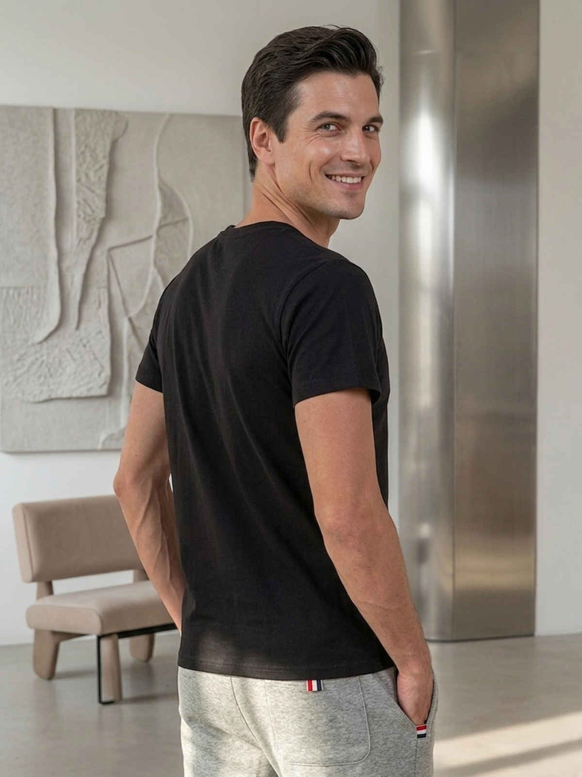 Lux Cozi Men s Ultimate Comfort & Style Round Neck Cotton T-shirt | Black | Size | L