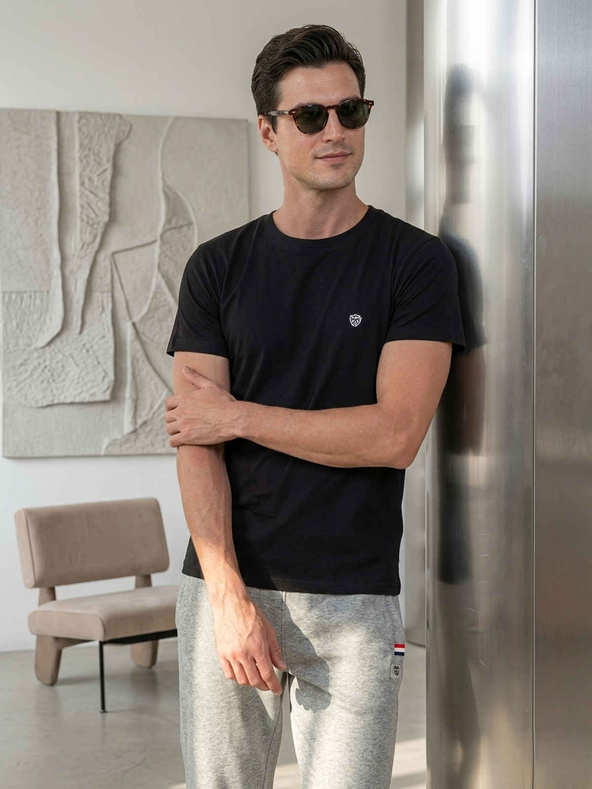 Lux Cozi Men s Ultimate Comfort & Style Round Neck Cotton T-shirt | Black | Size | L