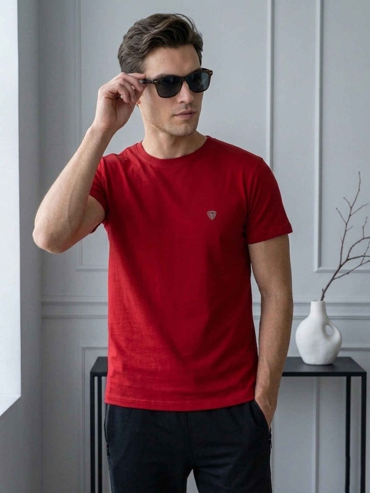 Lux Cozi Men s Ultimate Comfort & Style Round Neck Cotton T-shirt | Red | Size | L