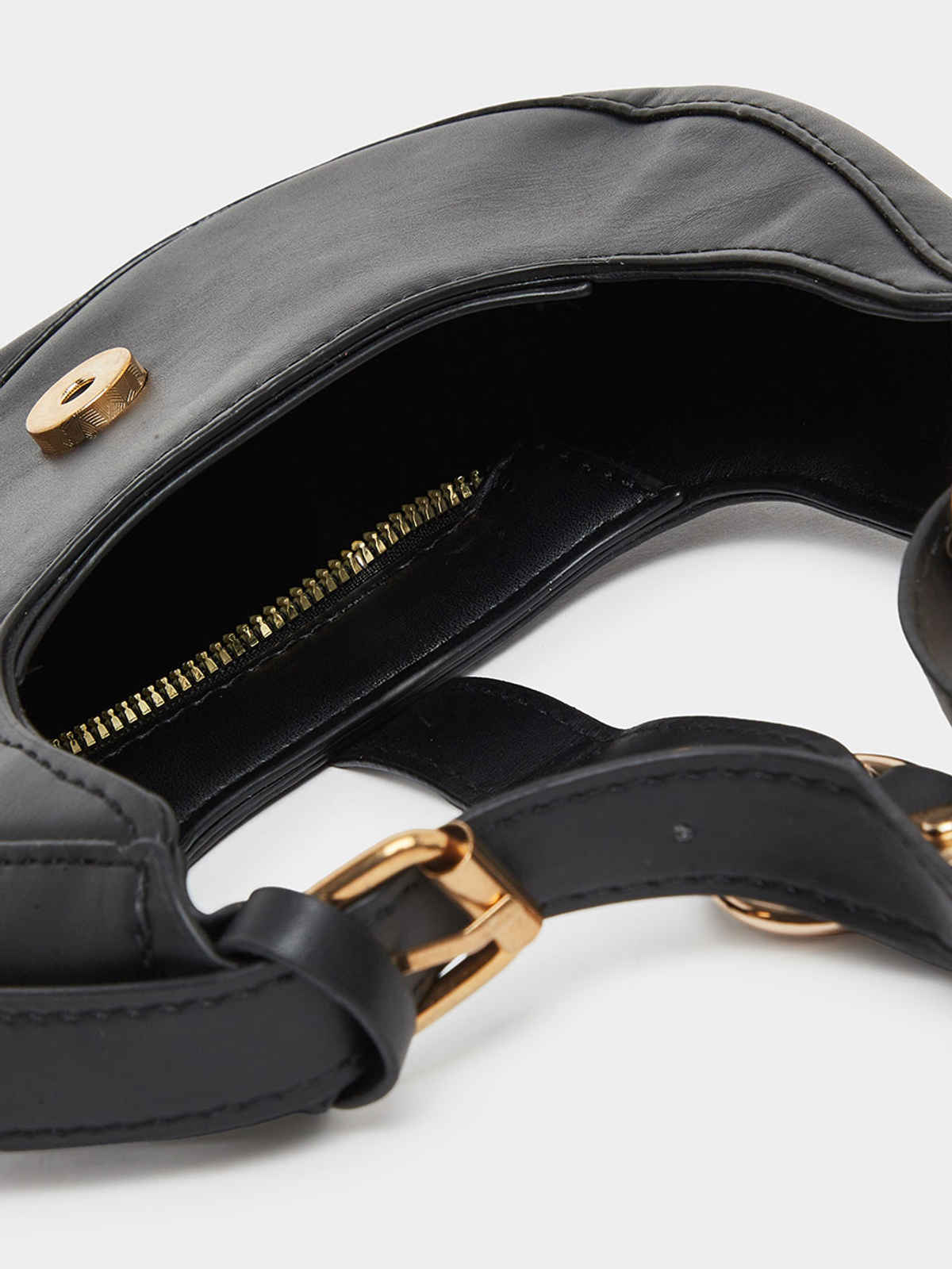 Styli Women's Buckle Detail Shoulder Bag | Black