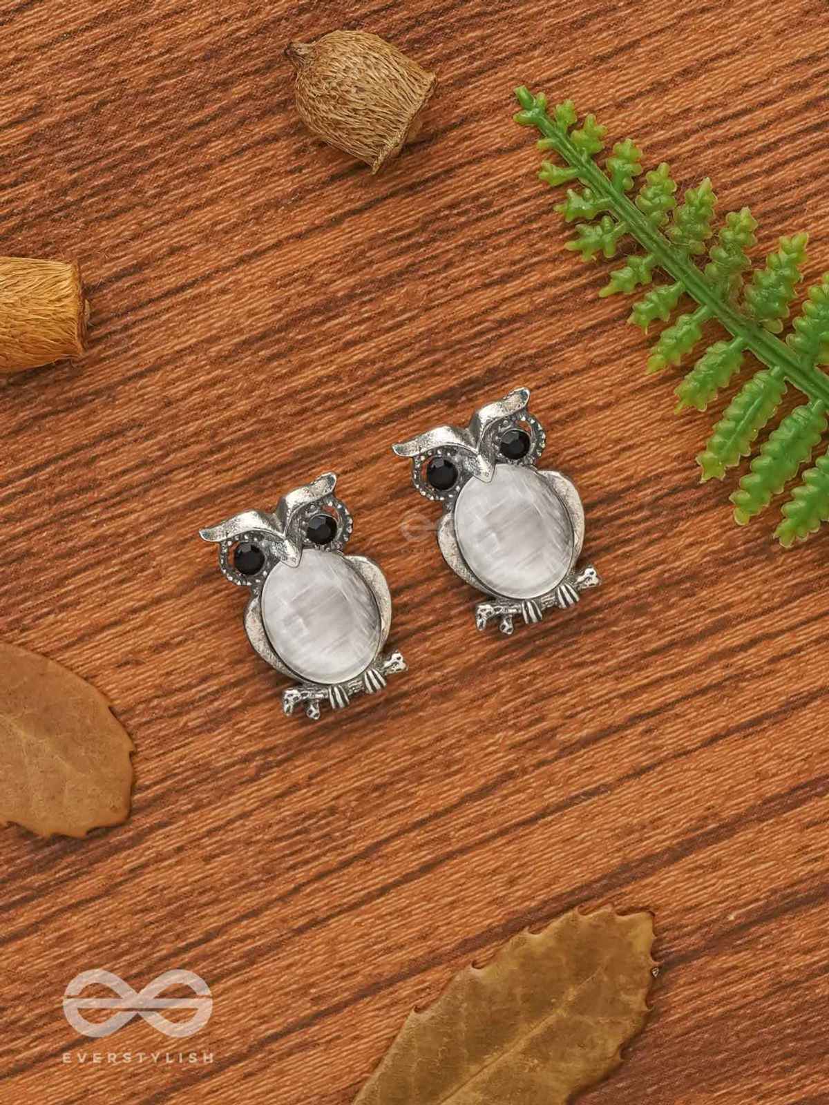 Everstylish The Little Embellished Owls- Tiny Trinket Earrings| Gray