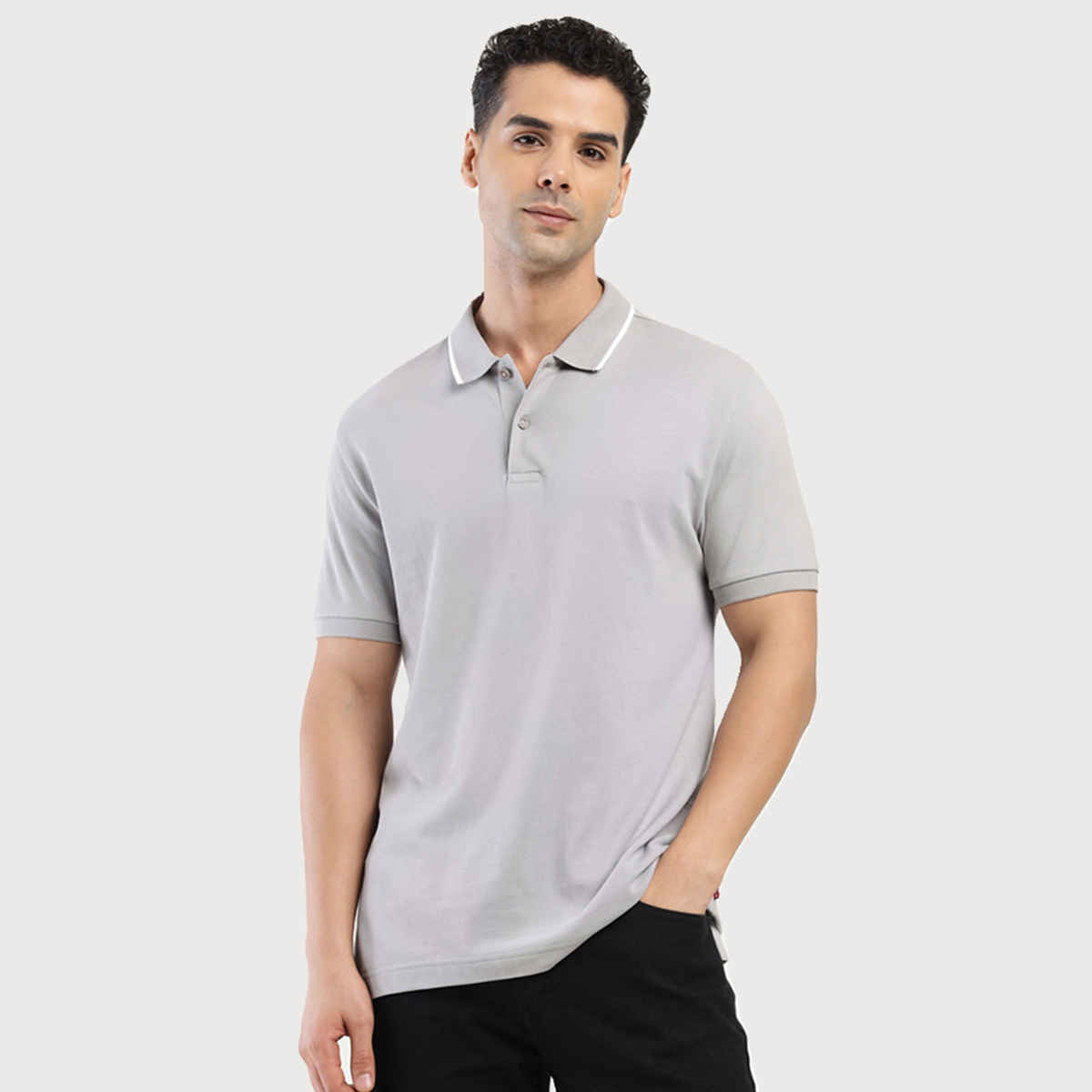 Levi's Men's 100% BCI Cotton Polo T-shirt | Navy Blue - M