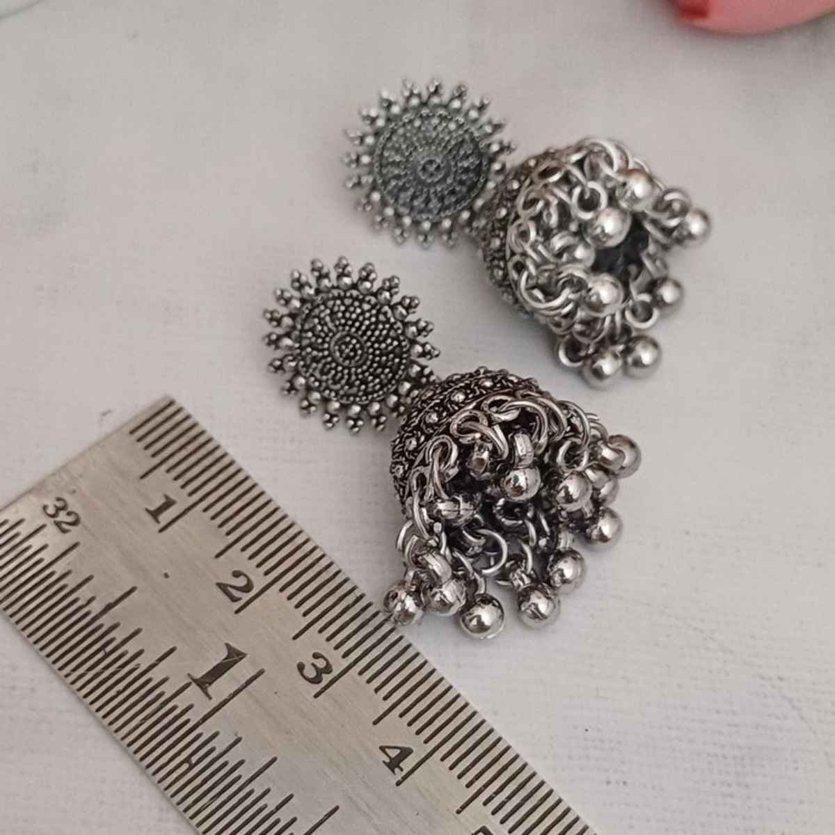 Oxidised Women'S Small Jhumka Earrings Silver