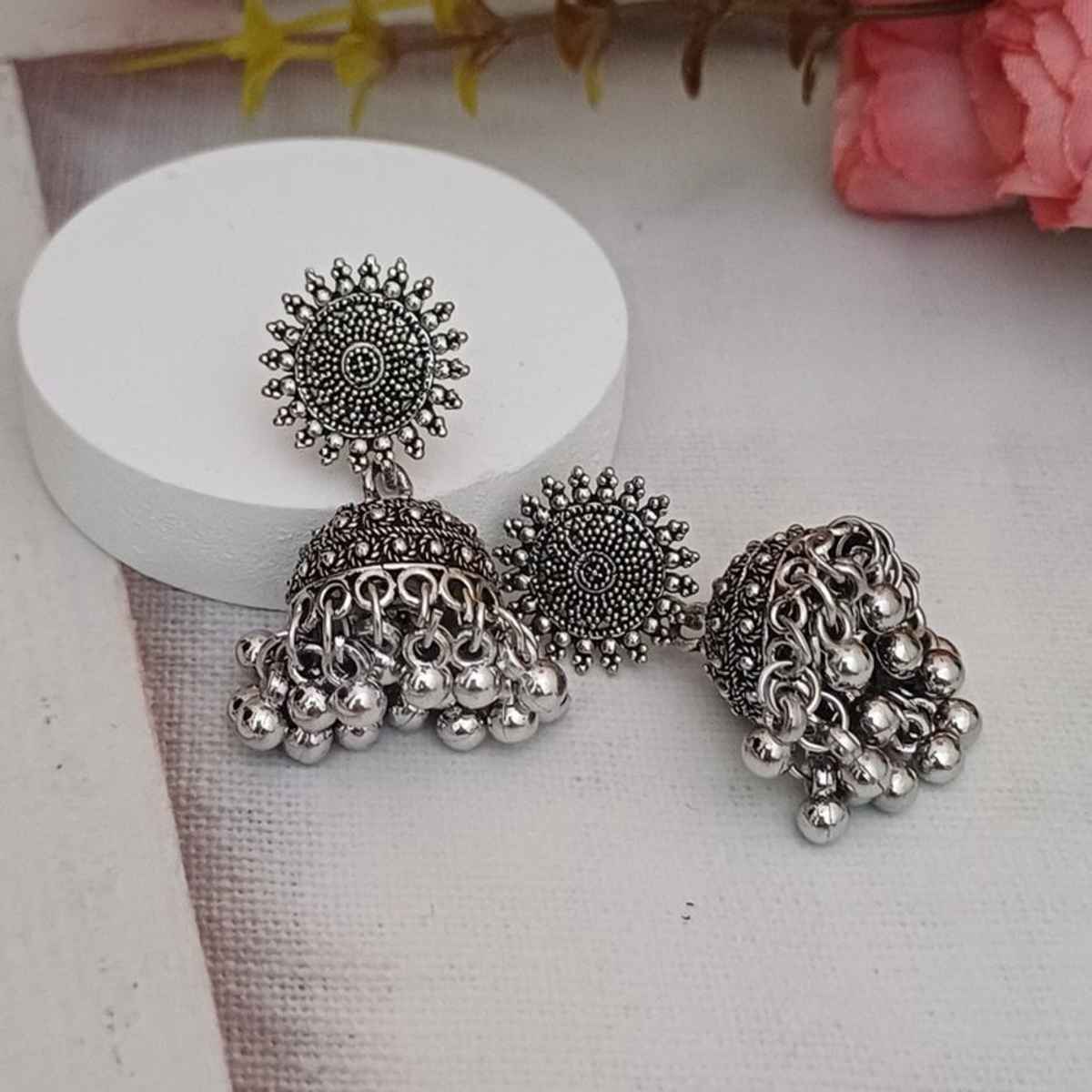 Oxidised Women'S Small Jhumka Earrings Silver