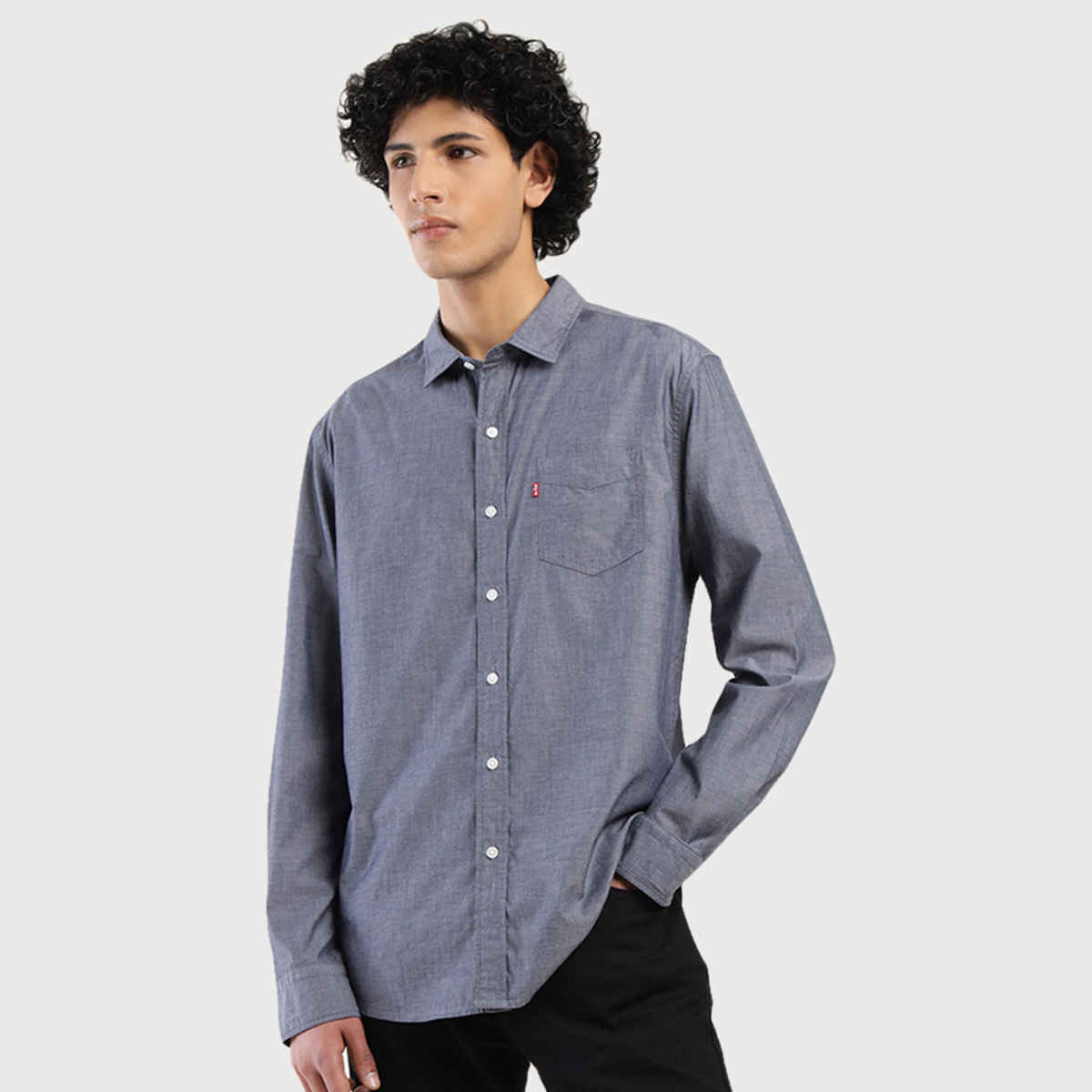 Levi's Men's 100% BCI Cotton Chambray Shirt | Light Grey - L