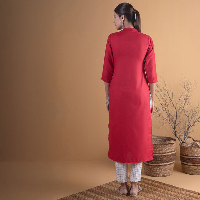 Libas Women Maroon Solid Straight Kurta - 4339XL