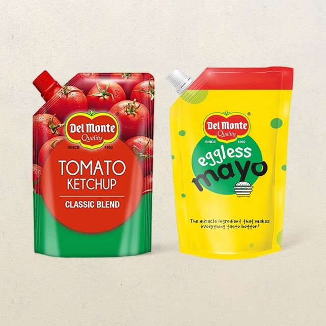 Del Monte Classic Blend Tomato Ketchup Pouch(950gms) & Eggless Mayo(900gms) Combo