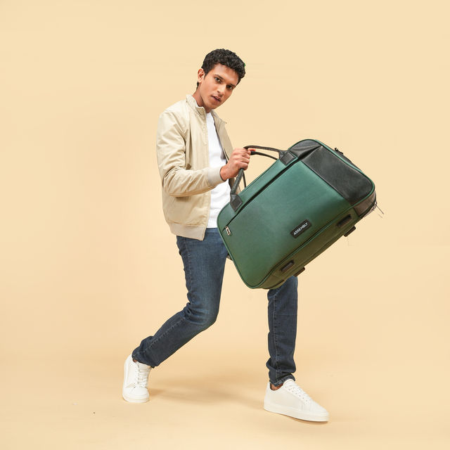 Assembly Verve Duffle Travel Bag | Water Resistant - Green