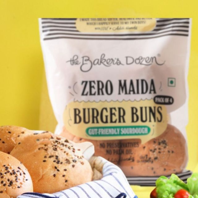 The Baker'S Dozen 100% Whole Wheat Bread - No Palm Oil No Preservative (450g) & The Baker'S Dozen Zero Maida Burger Buns No Palm Oil No Preservative 100% Wholehwheat (4pc) Combo