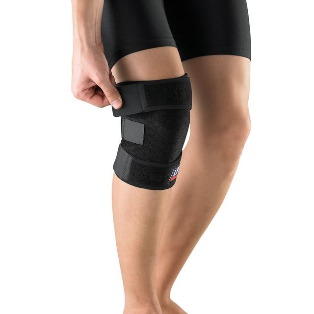 LP Support Extreme Closed Patella Knee Support 756Ca | Universal