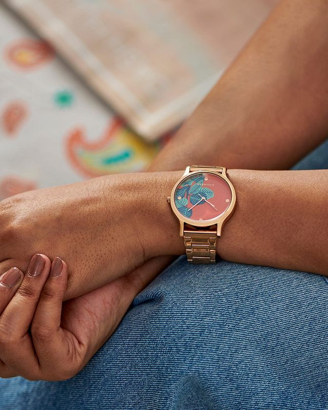 Chumbak Women's Metal Round Analog Watch | Teal