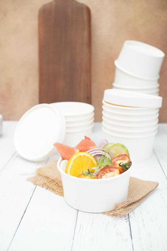 Tempware Disposable White Paper Container With Lid 250Ml Pack Of 20