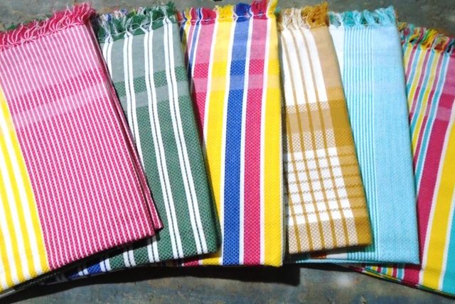 Super Soft Bath Towel (163cm x 81cm) - Assorted Colors & Designs