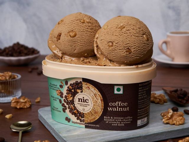 NIC Coffee Walnut Ice Cream Tub