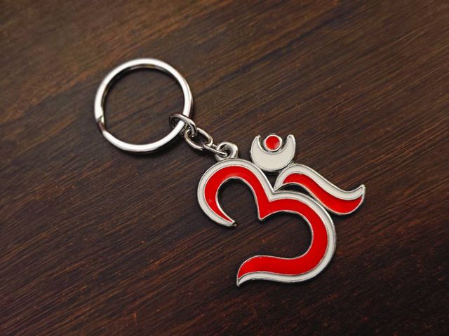 House Of Festivals Metal Key Chain - Design 114