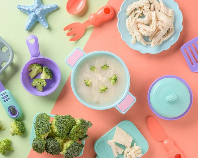 Moochie Wet Food Creamy Broth With Chicken & Broccoli , Soup For Cats
