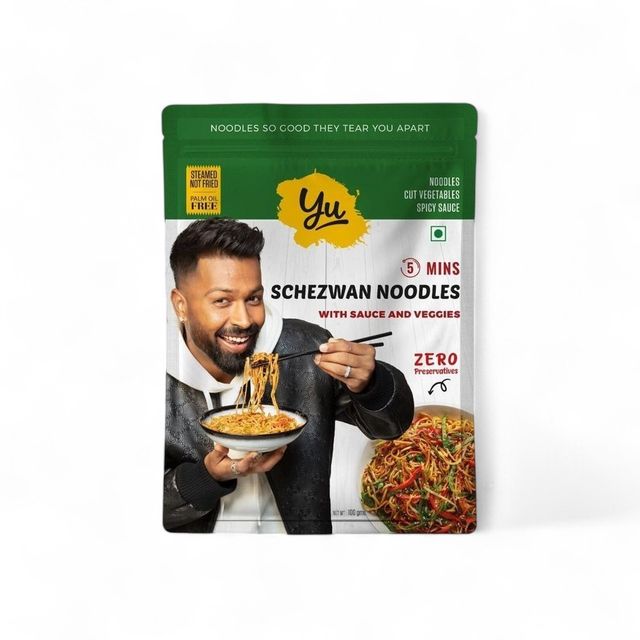 Yu Schezwan Stir Fry Instant Hakka Noodles | Noodle | Sauce | Veggies | Chilli Oil