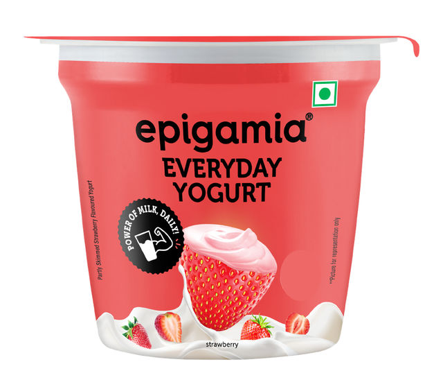 Epigamia Strawberry Flavoured Yogurt 75 g Combo