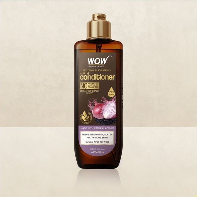 WOW Skin Science Onion and Black Seed Conditioner 